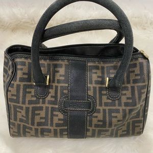 Fendi speedy bag vintage.